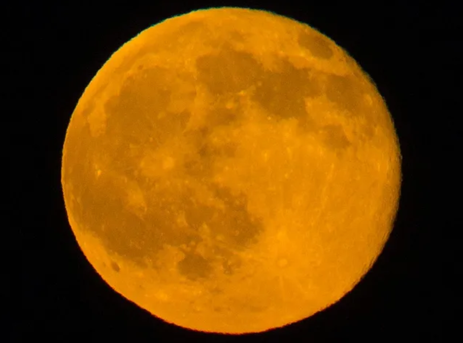 Strawberry Moon Tonight